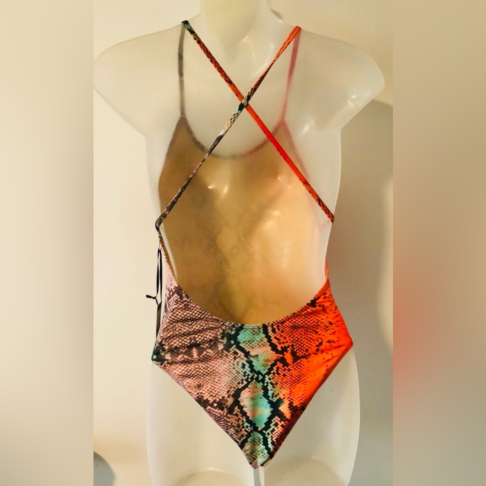 NWT Lovers + Friends Simple Times One Piece Swimsuit in Aztec Python - Picture 3 of 11